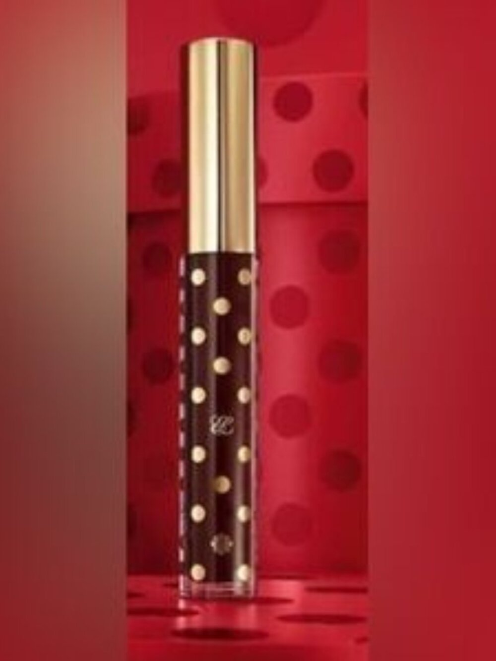 Estée Lauder Lip Gloss “Bow Tie”